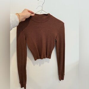 Aritzia TNA brown long sleeve